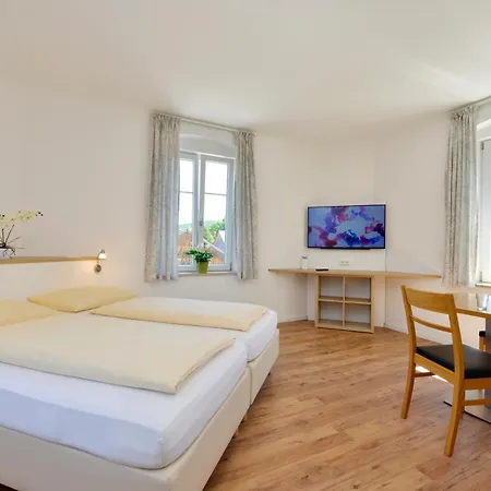 Garni Gambrinus 3* Pasawa