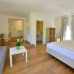 Hotel Garni Gambrinus