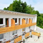 Hotel Garni Gambrinus 3*