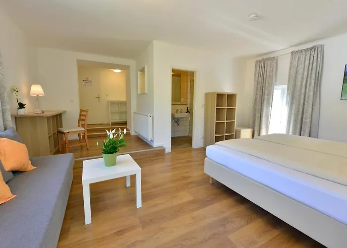 Hotel Garni Gambrinus